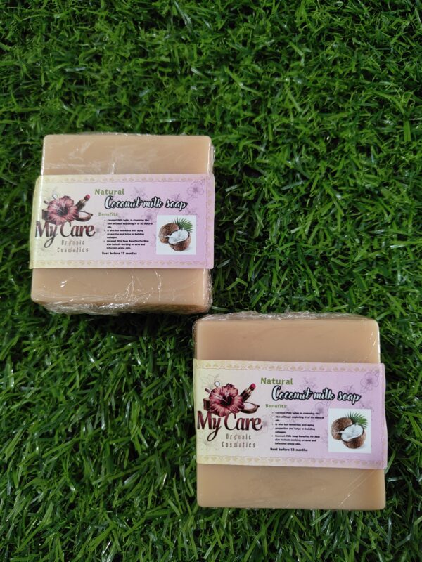 Coconutmilk soap (தேங்காய்ப்பால் சோப்பு)